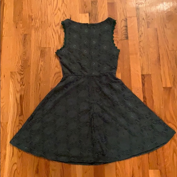 NWT Lily Rose Scallop Trim Lace Skater Dress - Picture 3 of 6